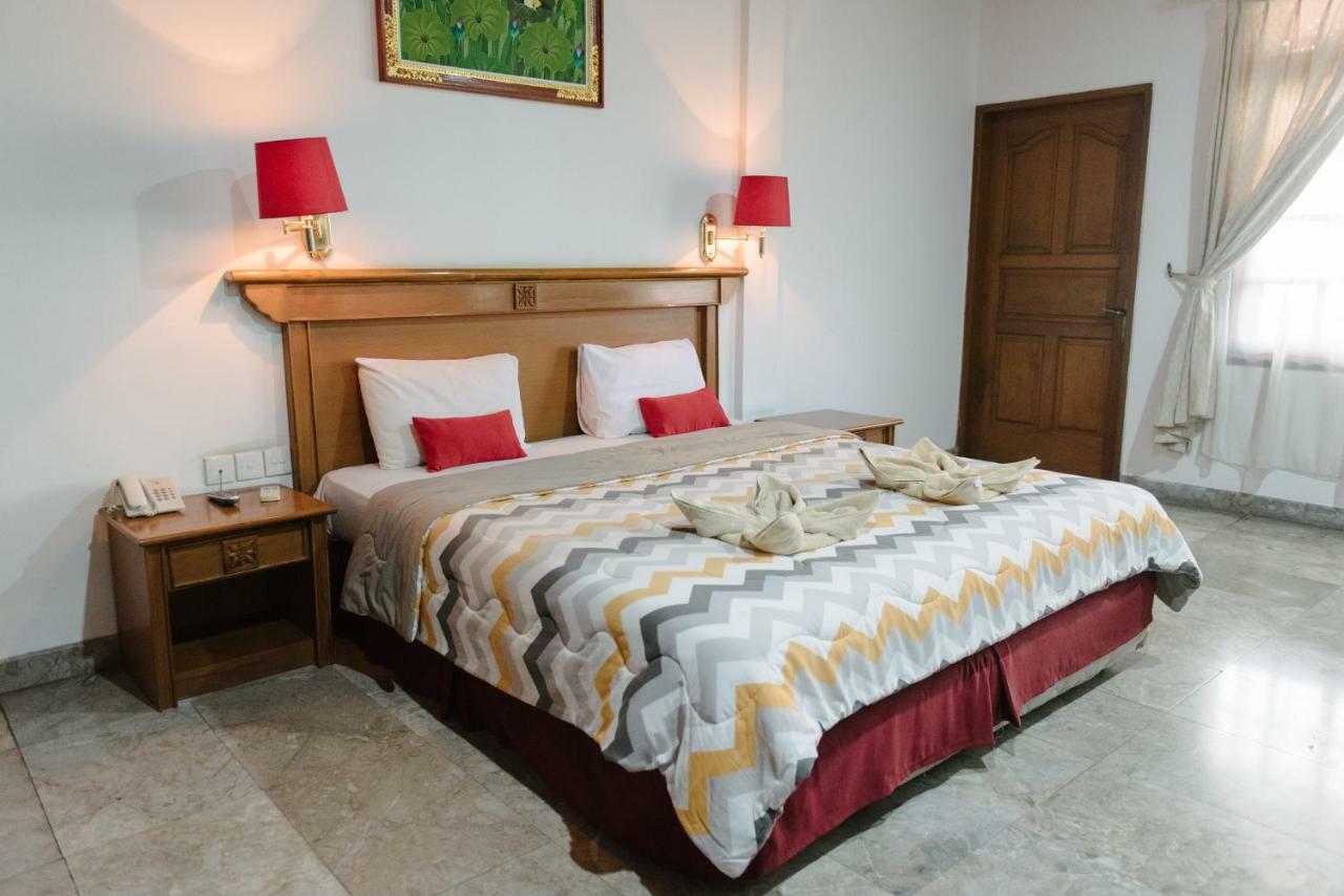 Si Doi Kuta Hotel Kuta Lombok Kültér fotó